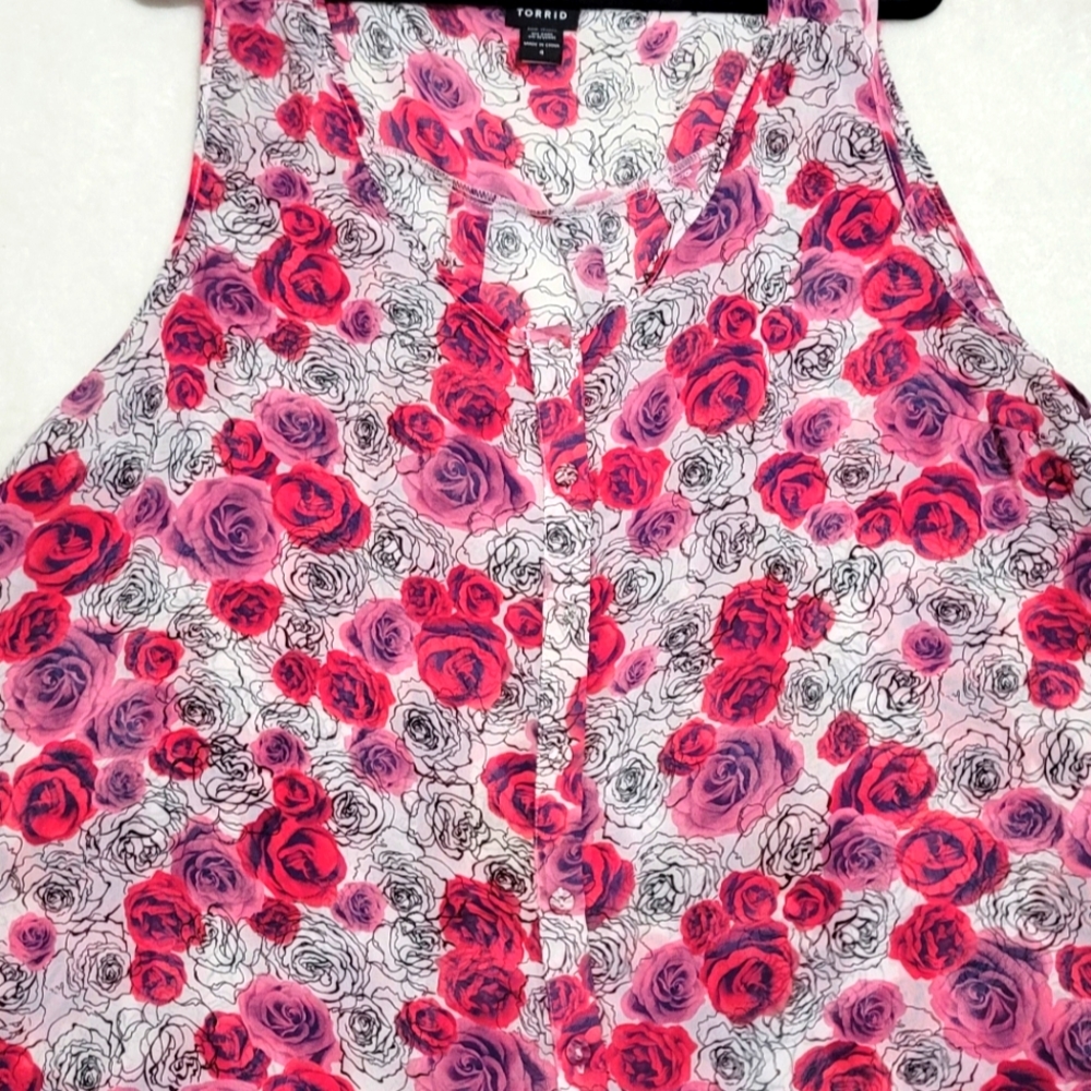 Torrid Floral Tank